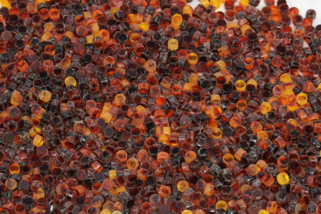 we offer 4 different colors of Fretboard Sidedots